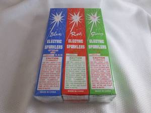 lot 370 image: 12- 8 ct pks Red, Green & Blue Spar...