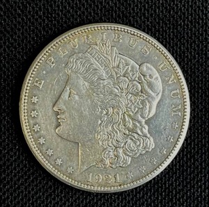 lot 18 image: 1921-S Morgan Silver Dollar VFF