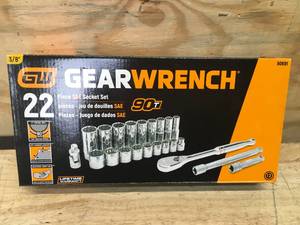 lot 22 image: Gearwrench 38 22 Piece SAE Socket Set 12202430