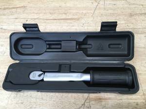 lot 42 image: Gearwrench 38 Fixed Head Preset Torque Wrench Model # 85162