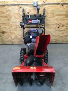 lot 4 image: Toro 24 Two Stage Snow Blower with Two 6Ah Batteries Model # 39925