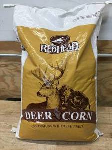 lot 92 image: Redhead Deer Corn Premium Wildlife Feed