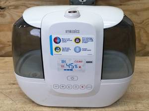 lot 63 image: Homedics Total Comfort Ultrasonic Humidifier with UV-C Technology