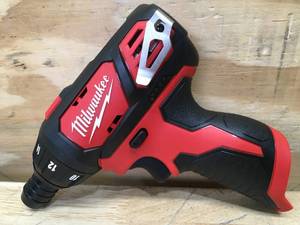 lot 119 image: Milwaukee Screwdriver Model # 2401-20 - Tool Only