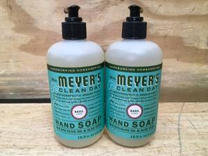 lot 122 image: Lot of 2 - Mrs.Meyers Basil Scented Hand Soap
