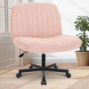 lot 74 image: Modern rolling Office Chair - Pink