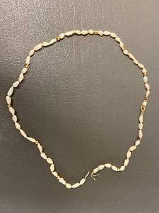 lot 40B image: 14k Gold Clasp Freshwater Pearl Necklace IPS Brand 15 Inches (see strand break)