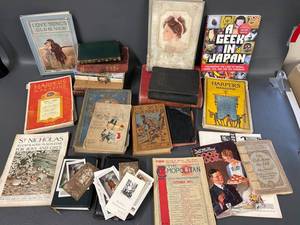 lot 42C image: Vintage & Antique Books and Magazines Collection