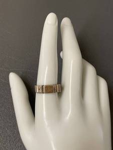 lot 11 image: Vintage Sterling Silver Brutalist Ring Unique Design Size 7.75