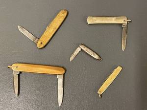 lot 13 image: Vintage Pocket Knife Collection - Colonial USA & Others - Set of 5 Knives