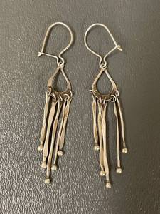 lot 37 image: Vintage Sterling Silver Drop Dangle Earrings Jewelry Bohemian Style