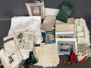 lot 94 image: Assorted Decorative Linens and Tablecloth Lot Bucilla Quaker Waterford