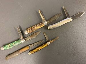 lot 101 image: Vintage Pocket Knives Lot with Unique Handles and Blades, Collectible Set