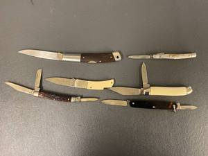 lot 102 image: Vintage Folding Pocket Knife Collection Featuring Rugged Seki Japan