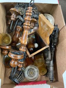 lot 153 image: Vintage Home Decor Lot Wall Sconce & Glassware