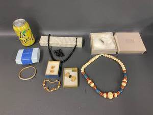 lot 67B image: Vintage Including Avon Jewelry Collection Bracelets, Earrings, Necklaces Lot