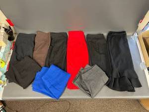 lot 85B image: Banana Republic, Express Skirt, Suit Lot