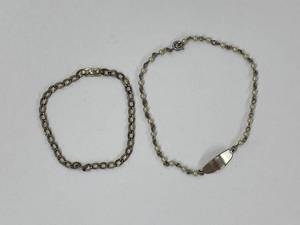 lot 38K image: Sterling Silver Chain and Beaded Pearl Bracelet Set