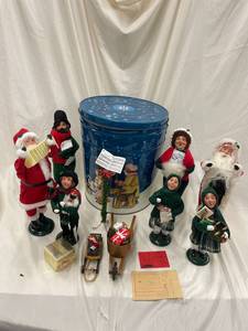 lot 54K image: Handcrafted Christmas Caroler and Santa Figurine Set with Tin
