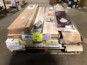Mix Pallet of Wood Flooring Customer Returns Review all pictures