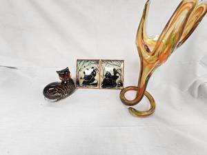 Antique Convex Glass Reverse Painted Silhouette  and Sculpture
