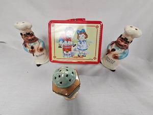 Campbells Lunchbox and SaltPepper Shakers