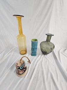 Vase and Bell Lot