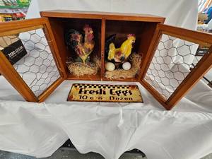 Chicken Roost Display