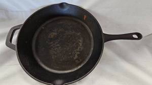 Tramontina Cast Iron Pan