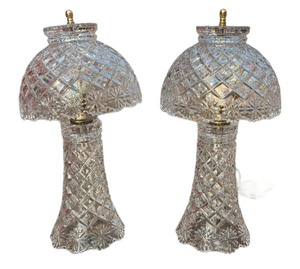 lot 164 image: Vintage Diamond Cut Crystal Glass Lamps  Matching Pair