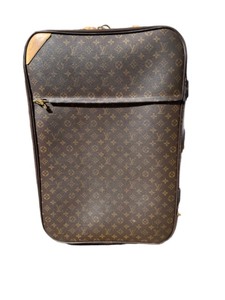 lot 172 image: Luxurious Louis Vuitton Rolling Suitcase