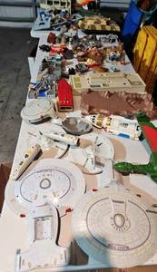 lot 171 image: Huge Lot Vintage Micro Machines Playsets, Star Trek, Vehicles & Accessories