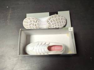 lot 21 image: Womens Athletic Sneakers Size 7 in White with Colorful Accents