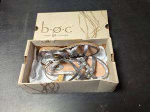 lot 33 image: Womens B.O.C Concept Metallic Strappy Sandals, Size 7