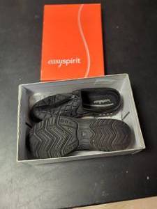 lot 36 image: Easy Spirit Womens Slip-On Shoes, Size 7M