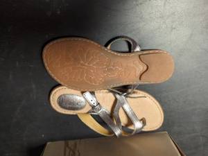 lot 52 image: Like New Womens Silver Butterfly Design Sandals Size Unknown