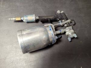 lot 58 image: Used Air Spray Gun with Cup and Filter