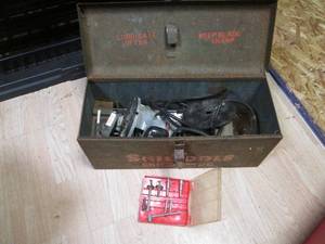 lot 69 image: Sun Tools Router and Bit Set in Vintage Metal Toolbox