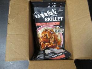 lot 83 image: Lot of 6 Campbells Skillet Sesame Chicken Meals