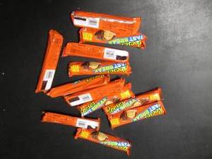 lot 196 image: Lot of 12 Reeses Fast Break Candy Bars - King Size