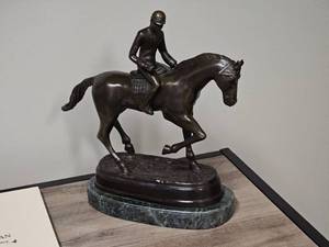 lot 38 image: Cast Bronze Horse Jockey Dcor Sculpture