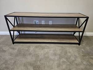 lot 62 image: Modern Industrial Three Shelf Bookcase