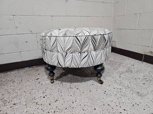 lot 76 image: Lee Industries Feathered Upholstery Cushion Ottoman