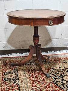 lot 121 image: Antique Chesterfield Parlor Table Lions Paw Details
