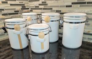 lot 87 image: White Ceramic Cannister Set