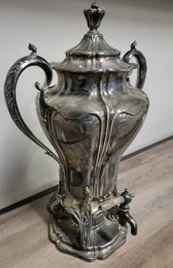 lot 7 image: Art Nouveau Quadruple Plate Pairpoint Samovar Coffee Urn