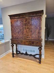 Stunning Oyster Veneer Breakfront Cabinet