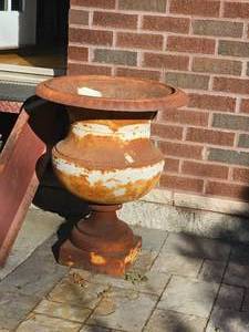 lot 15 image: 26 inch Cast iron Footed Urn Planter B