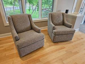 lot 8A image: Modern Contemporary Swivel Accent Chairs by Jessica Charles