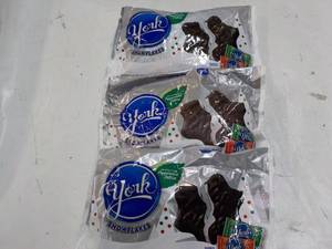 3 ct 9.6 oz bags York Peppermint Pa...